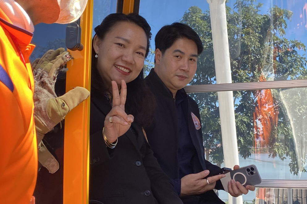 ม.นครพนม เยี่ยมชม “ชิงช้าสวรรค์แม่โขงริเวอร์อาย” แลนด์มาร์กใหม่เมืองนครพนม